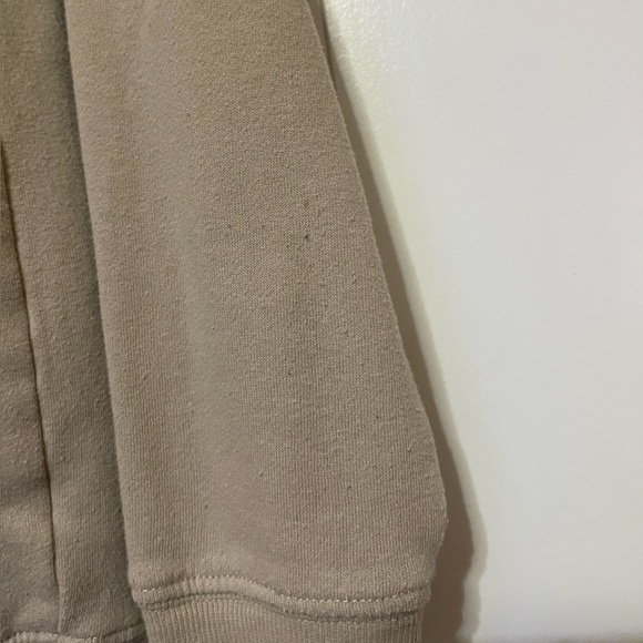 •Kohl’s• Junior’s Cream Leopard MTV Logo Long Sleeve Pullover Sweatshirt (Small) - Picture 4 of 5